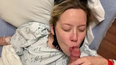 Un petit ami a saigné dans la salle préopératoire de lhôpital vidéo porno
